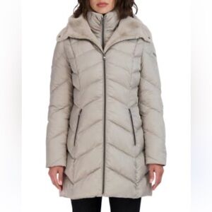 Laundry By Shelli Segal Light Gray Puffer Jacket